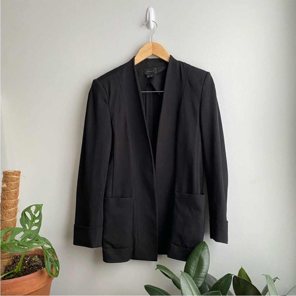 Theory Patch Pocket Blazer